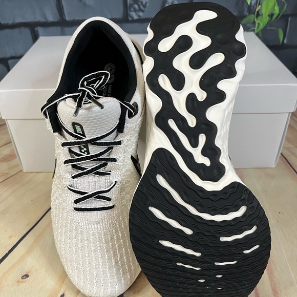 Nike React Infinity Run FK 3 - Picture 8 of 10